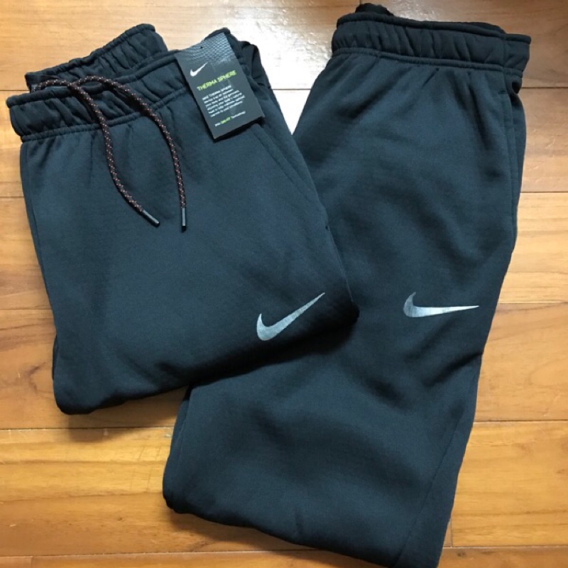 nike therma sphere pants