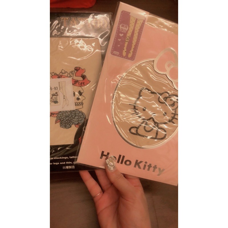 刺青絲襪（hello kitty)