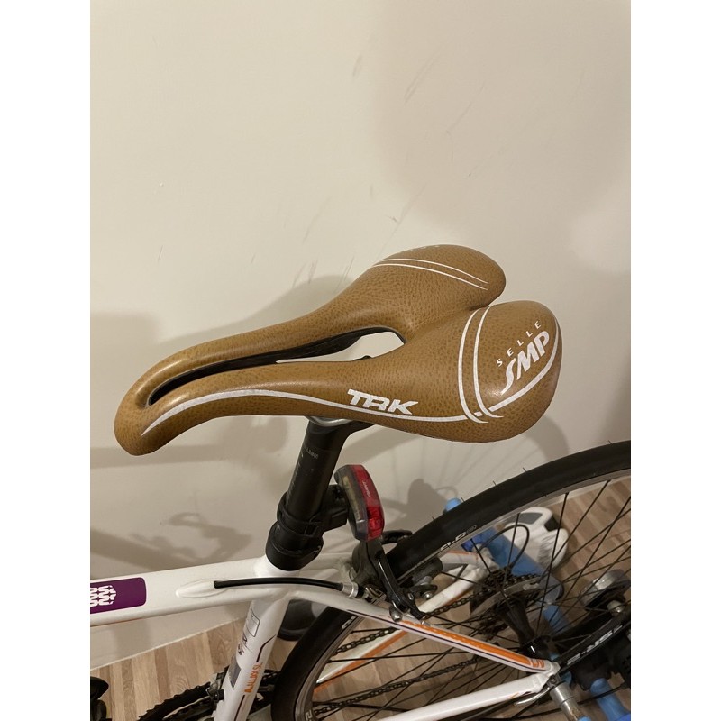 SMP SELLE TRK 坐墊