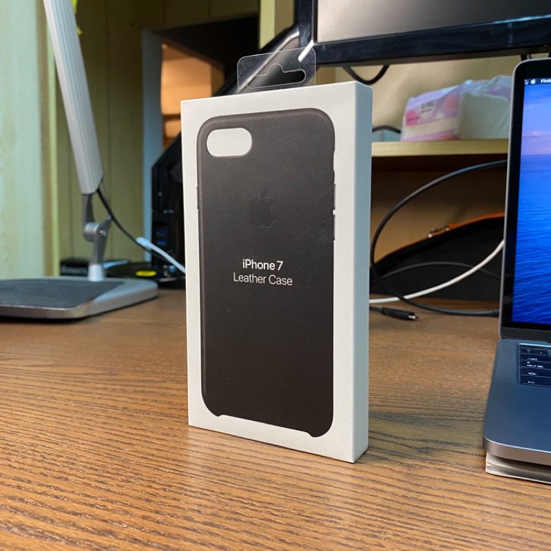 【老徐良品】蘋果原廠 Apple iPhone 7 / iPhone 8 Leather Case 皮革護套保護殼，黑色