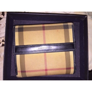 Burberry 短夾（有6個卡片層）專櫃正品 附價卡防塵袋（原購入 專櫃價11395元）