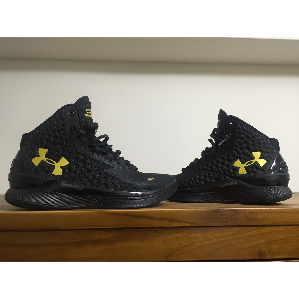 【二手美品】金洲勇士 CURRY 1 UA UNDER ARMOUR 黑金配色【US 8】