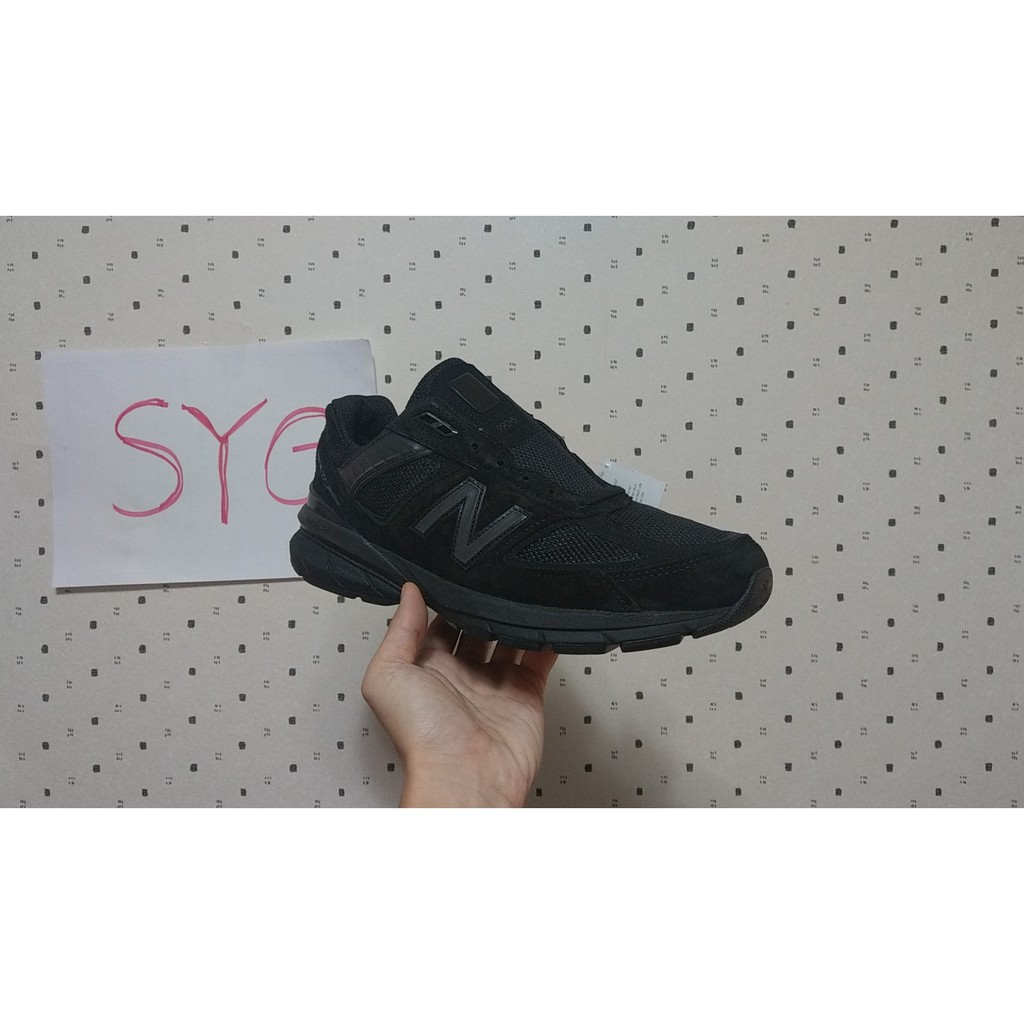new balance 990v5 triple black