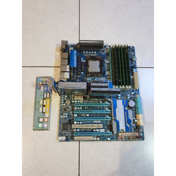 【鑫辰精選】技嘉 1366主機板 X58A-UD7 含CPU X5675(6C12T) RAM12G 記憶體(2Gx6)