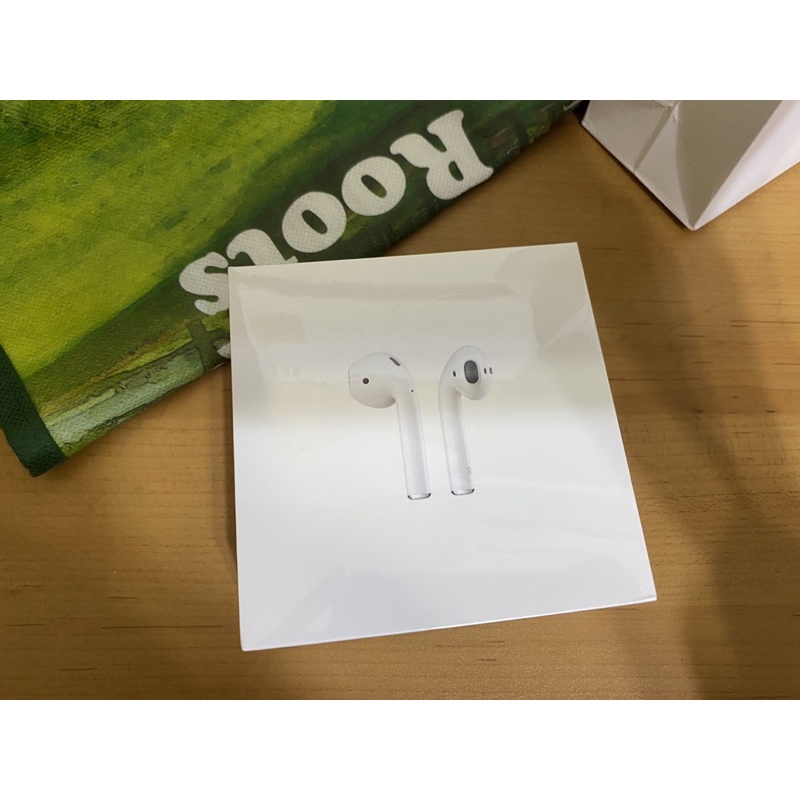 IPhone AirPods 2 藍牙耳機（全新未拆）