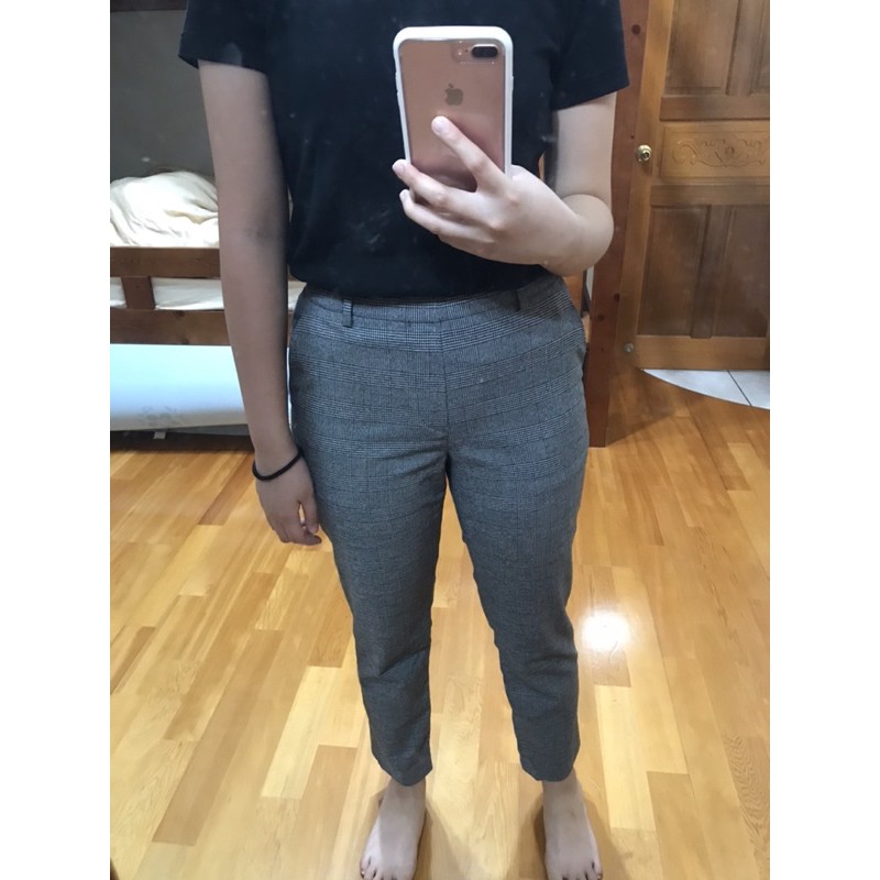Uniqlo EZY 九分灰色格紋西裝褲(極新二手） | 蝦皮購物