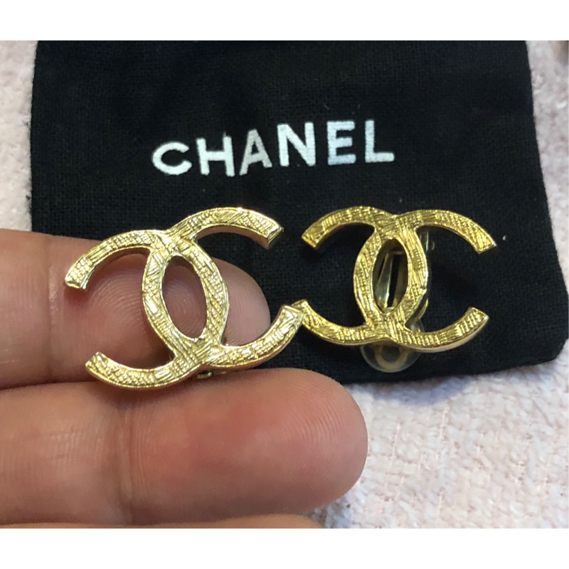 Chanel夾式耳環