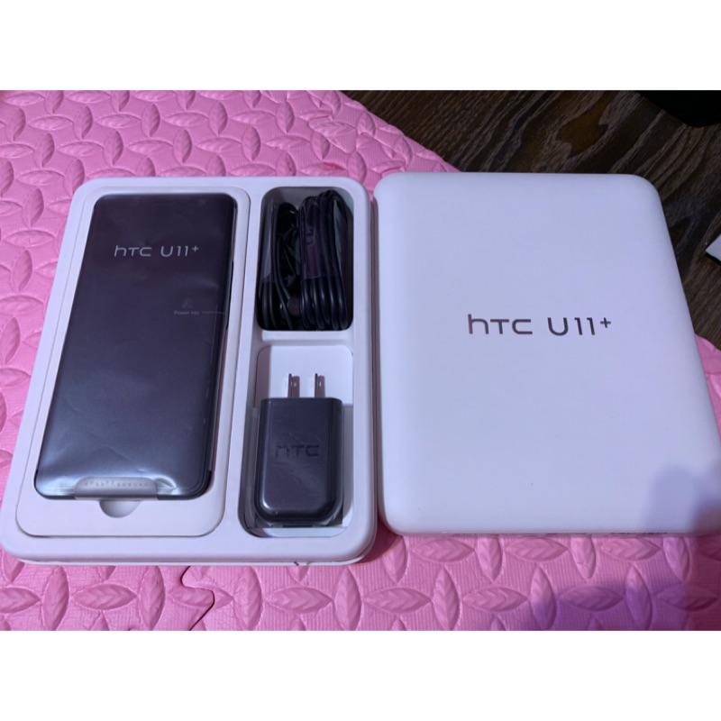 HTC U11+ 6G/128G透視黑 已過保 外觀無傷 9.5成新以上 U11 plus