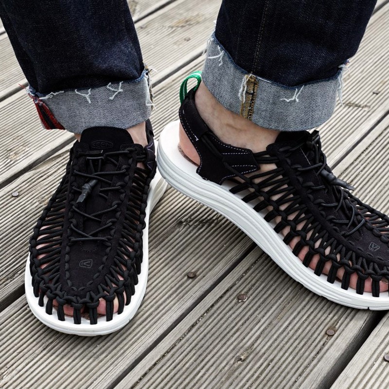 keen uneek flat