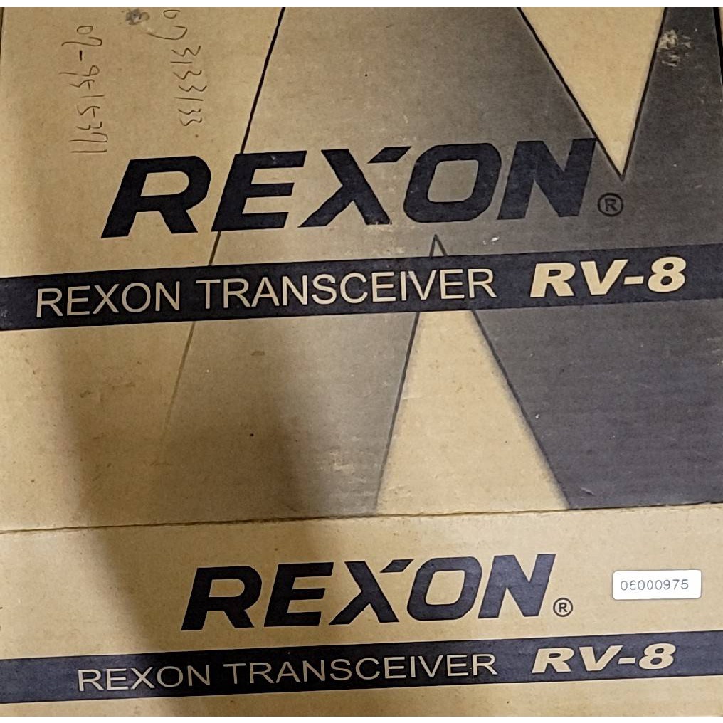 二手/中古 REXON 5W 專業型 無線電對講機 RV- 8