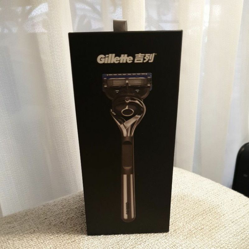 【Gillette 吉列】吉列小黑磚 無感Proglide系列限量刮鬍刀 豪華套組(1磁吸刀座 1刀架 5刀頭)