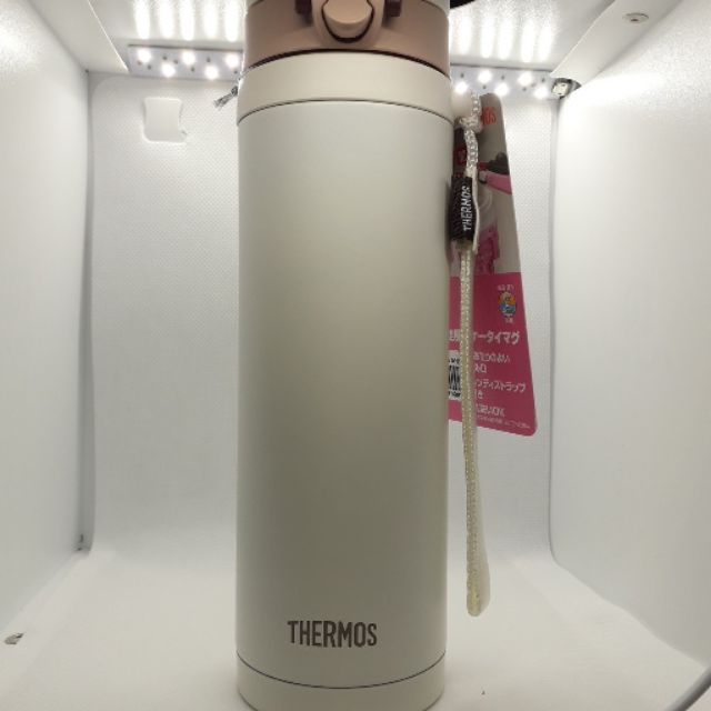 全新 熱賣 THERMOS 膳魔師 不鏽鋼真空保溫瓶/杯JNG-500 提帶款 白色 500ml 保冷瓶 保溫壺 大容量