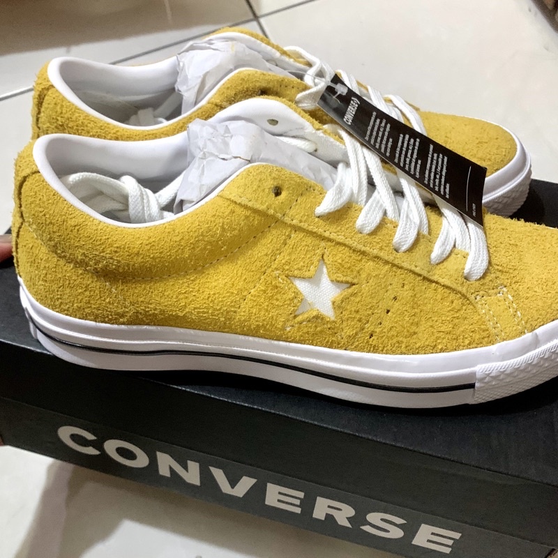 全新✨Converse one star黃色麂皮匡威23cm