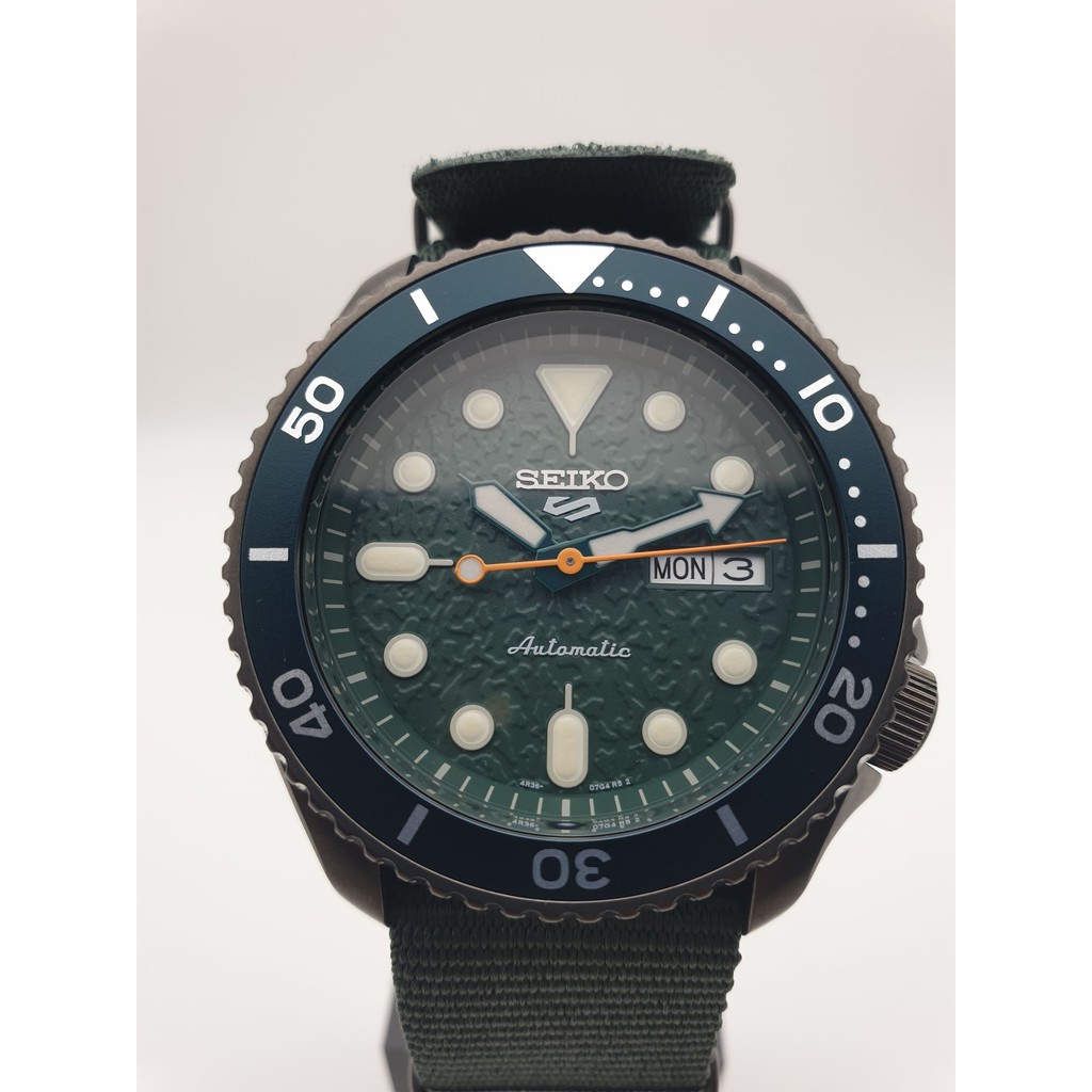 全新SEIKO 新精工5號 Sports綠水鬼機械腕錶(SRPD77K1)