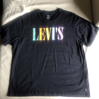 保證正品 Levis 黑色 彩色logo 短袖T恤 短T size XL 適合 XXL