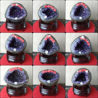 《施家椪氣 紫晶讚》《ESP烏拉圭紫晶洞-下標處》#恐龍蛋 #紫晶洞 #水晶擺件 #紫水晶 #烏拉圭 #ESP