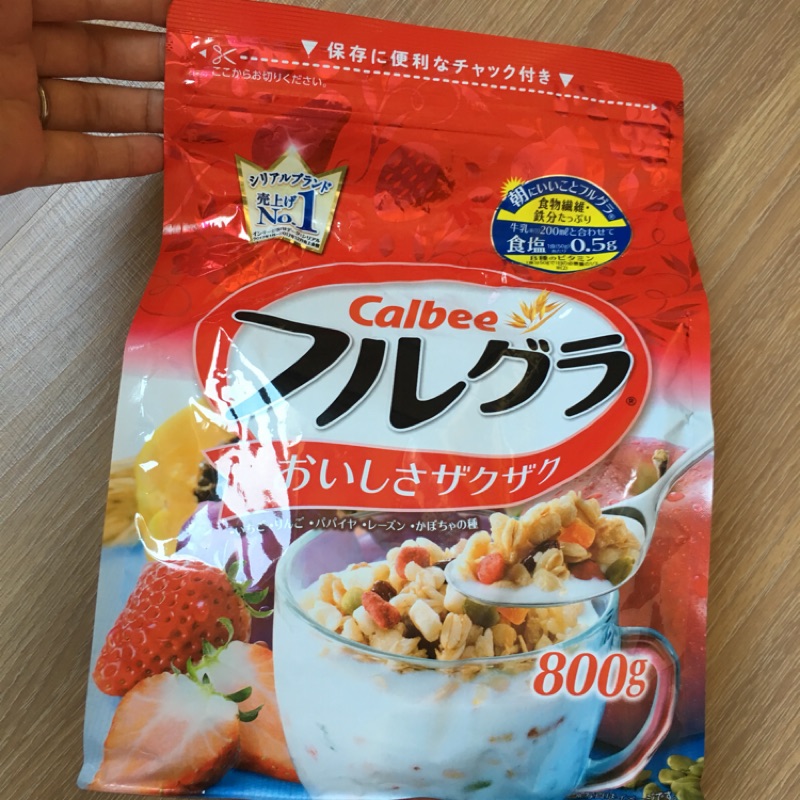 日本 Calbee 卡樂比 水果麥片 早餐麥片 800g大包裝