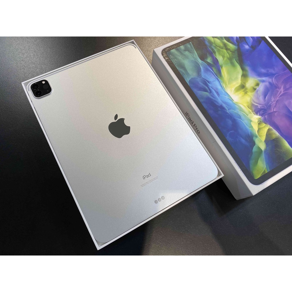 最新 iPad Pro 11" Wifi 128G 銀色 2020 保固內 漂亮無傷 只要22500 !!!