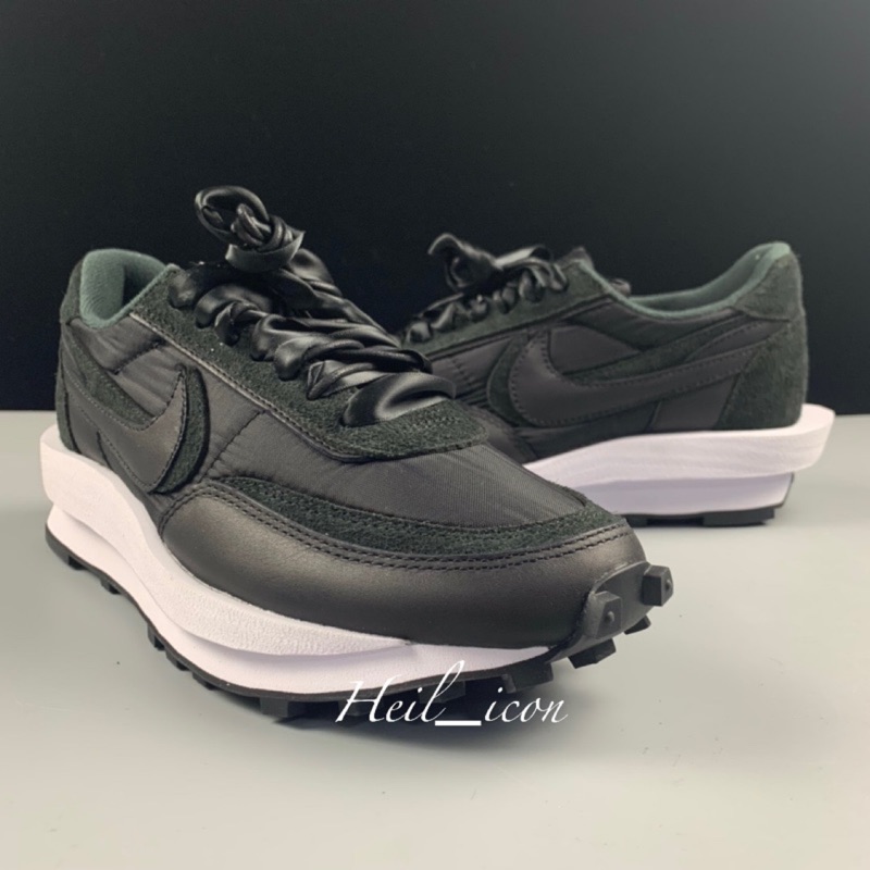 nike sacai waffle black