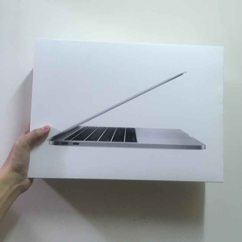MacBook pro 空盒 13寸 含完整內包裝貼紙等