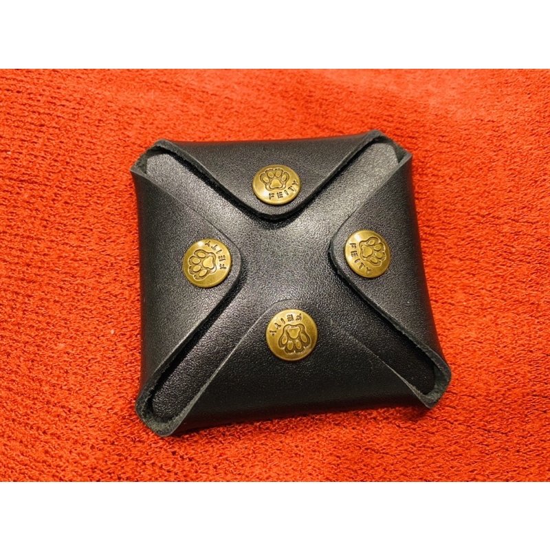 （售完、所得捐贈）Feity全牛皮正方型/四角鈕扣零錢袋Leather Square Bottoms Coin Bag