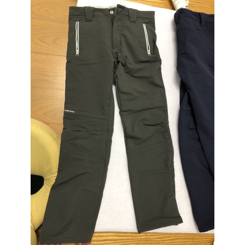 迪卡儂男童雪褲，9.5成新 ，深藍深灰各一件，長87公分，褲頭寬34.5公分