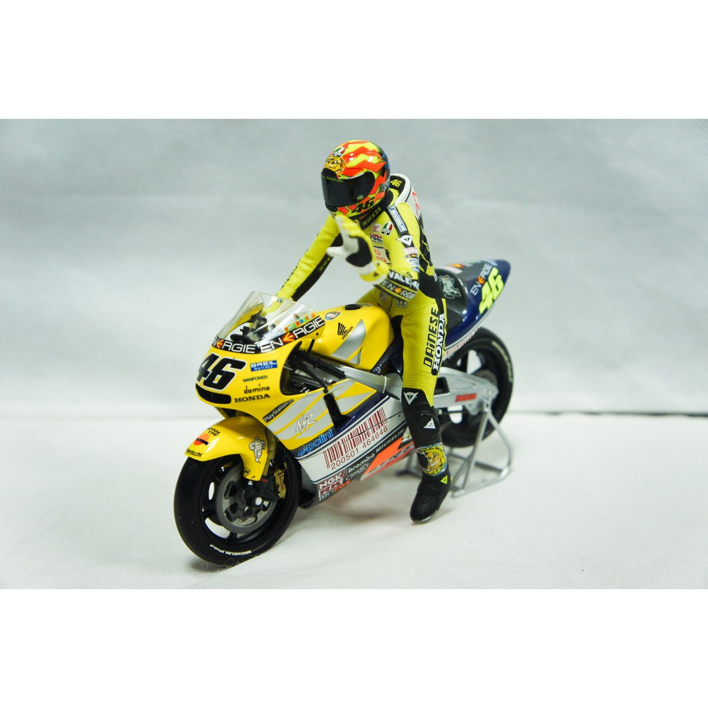 【特價】1:12 Minichamps Honda NSR 500 Rossi MotoGP 2001 世界冠軍 人車組