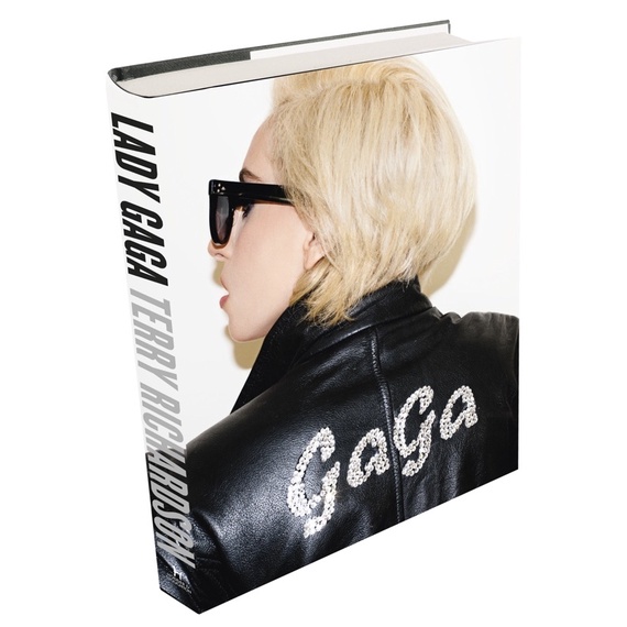 絕版 LADY GAGA × TERRY RICHARDSON Photobook 攝影集 攝影書 精裝硬殼