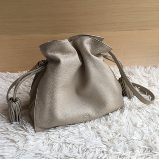 ✨超值美包 Loewe Flamenco 珍珠灰三用手袋✨