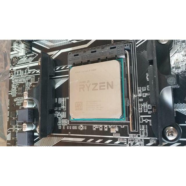 賣AMD RYZEN R5 1400搭ASUS B350M-A