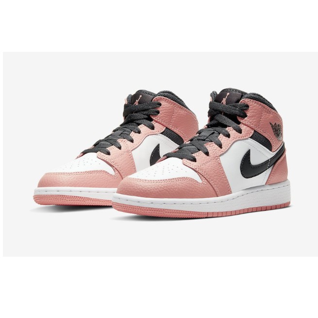 pink nike jordan 1