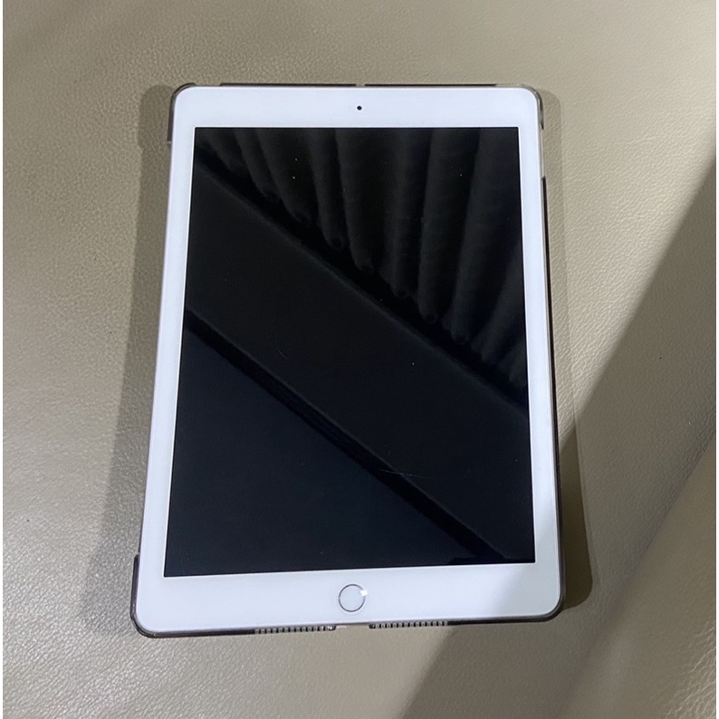 出清最低價！！(可議價）Apple iPad 5 (5代) WiFi 32G MP2G2TA/A a1822 2017