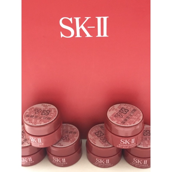 SK-II/SK-2/SK2/肌活能量活膚霜2.5g（一般款 輕盈版）（R.N.A. 超肌能緊緻活膚霜2.5g升級版)
