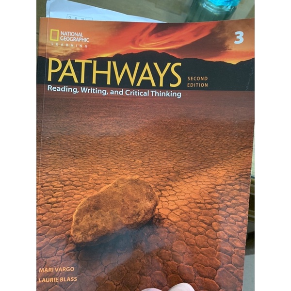 PATHWAYS 3 (Reading,Writing,and Critical Thinking)