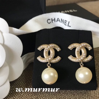 （((已售出)))🇫🇷法國購回正品 Chanel 香奈兒經典LOGO造型珍珠耳環 hermes
