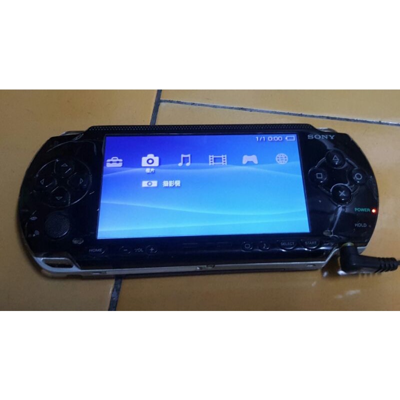 SONY--PSP-1007遊戲機--無電池蓋 /2手