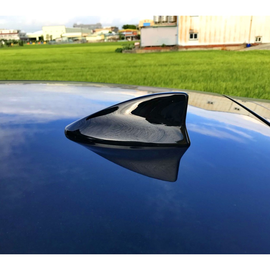 圓夢工廠 Ford 福特 Mondeo Focus Fiesta 改裝 鯊魚鰭 造型天線蓋 烤漆銀白黑 鍍鉻銀 碳纖紋