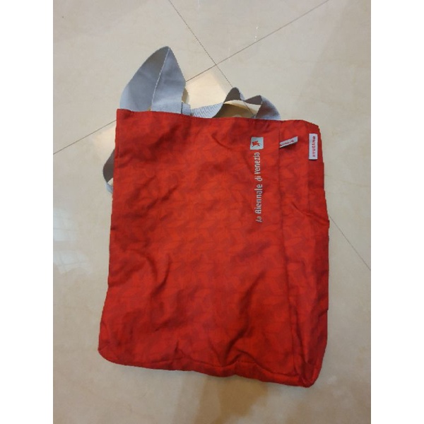 TUCANO 義大利品牌 筆電袋 紅色 袋子 購物袋 外出實用好看