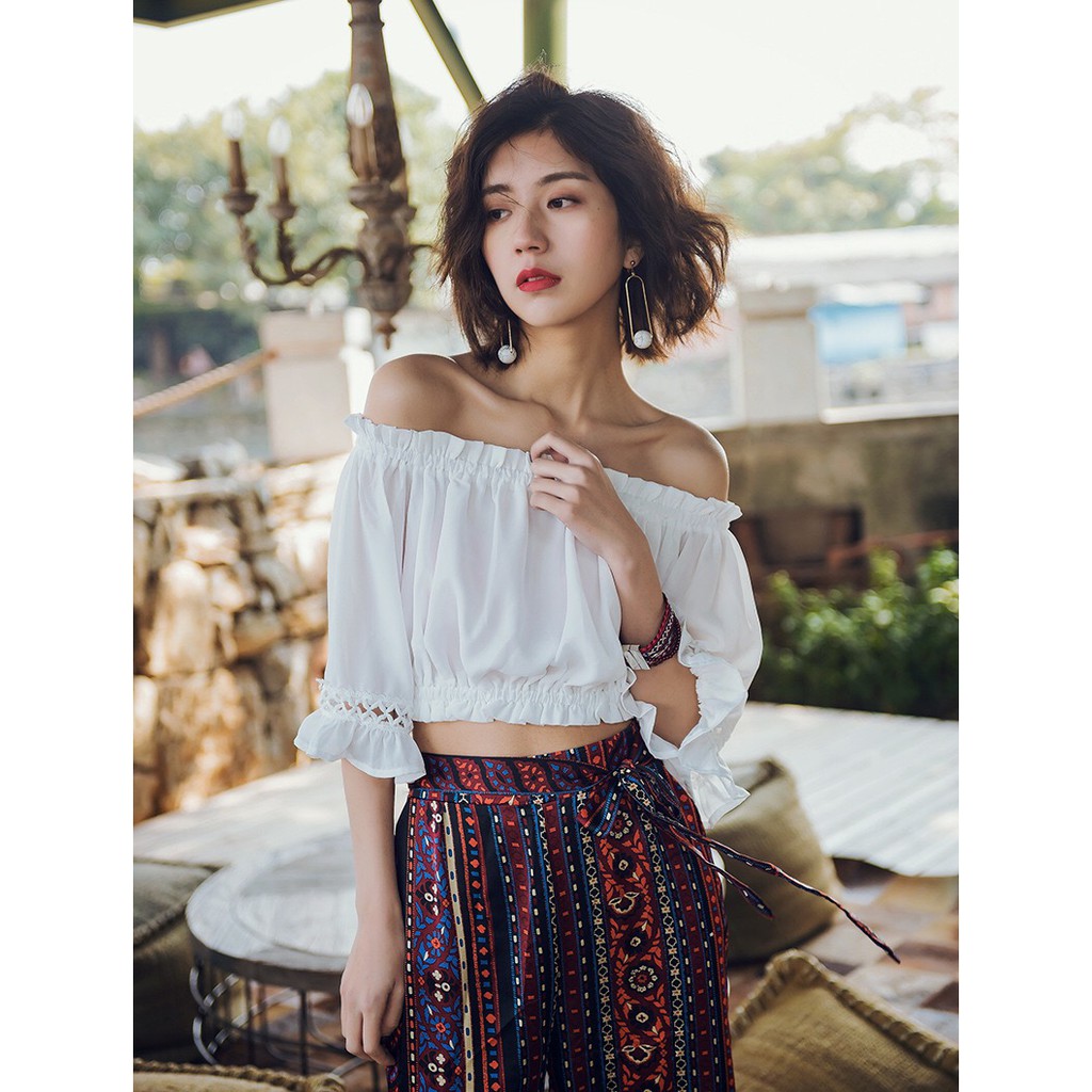 桔束 一字肩上衣露肩木耳邊鏤空短款襯衫平口上衣性感旅行必備約會穿搭渡假上衣露臍裝 蝦皮購物