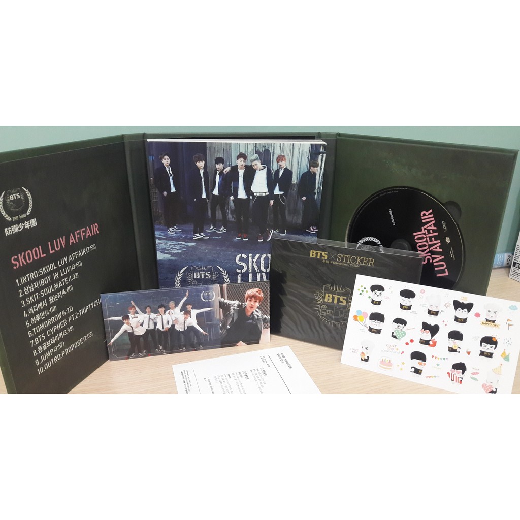 二手專輯全專-防彈少年團 BTS 第二張迷你專輯《Skool Luv Affair》進口盤 JIN小卡 貼紙