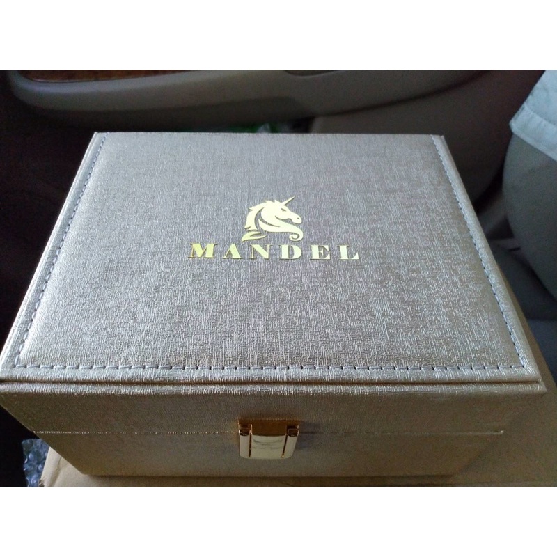 【MANDEL 曼德爾】酒桶型正三眼復刻黑框石英錶(正三眼石英錶）