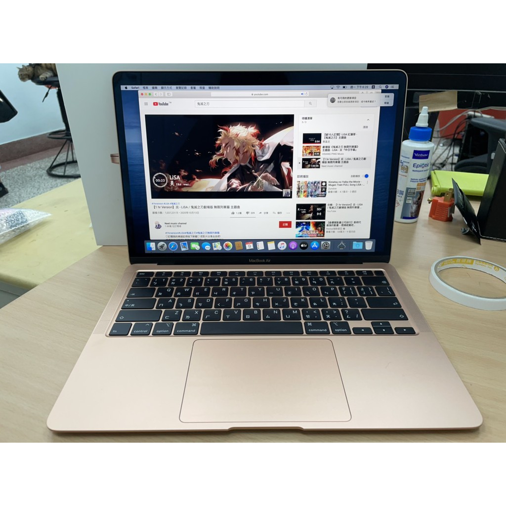 轉機站 最新款 保固21 10 Apple Macbook Air 13吋年8g 256g 金色 蝦皮購物