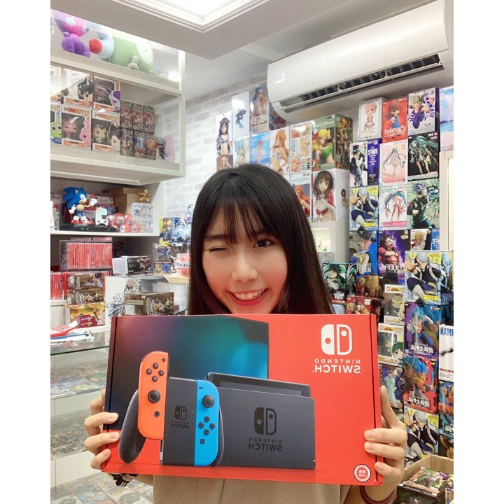 有間電玩 預購【NS】任天堂 Nintendo Switch 全新 電力加強版 主機 【電光紅/藍】單售主機配件另購