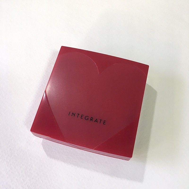INTEGRATE 柔焦輕透美肌粉餅+粉餅盒