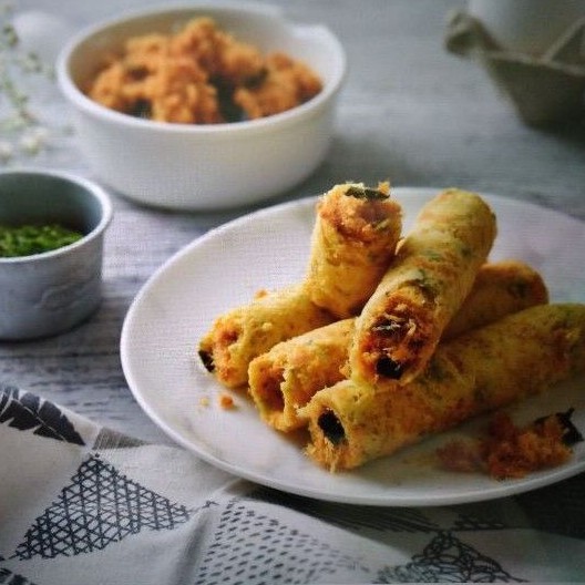 台灣伴手禮。青鳥旅行 肉鬆蛋捲Taiwan Pork Floss/Seaweed Pork Floss egg roll 蝦皮購物