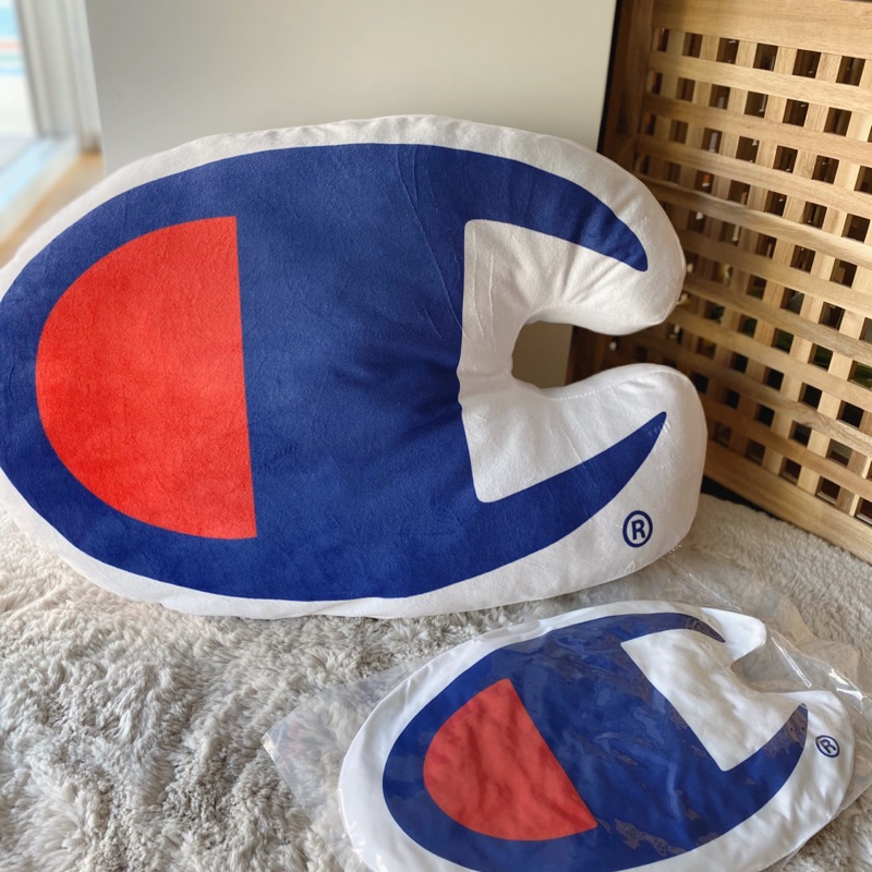 Champion 抱枕買小送大滿額贈枕頭 蝦皮購物
