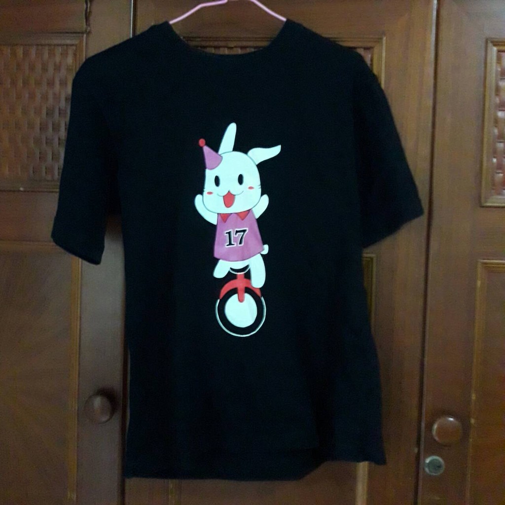 【T恤】兔子 老虎 獨輪車 雜耍 插圖 T-Shirt 黑色 短袖