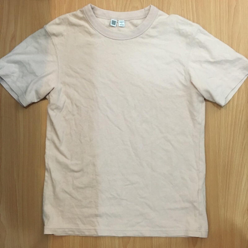 Uniqlo U Uuu 粉色素t Ut系列 蝦皮購物