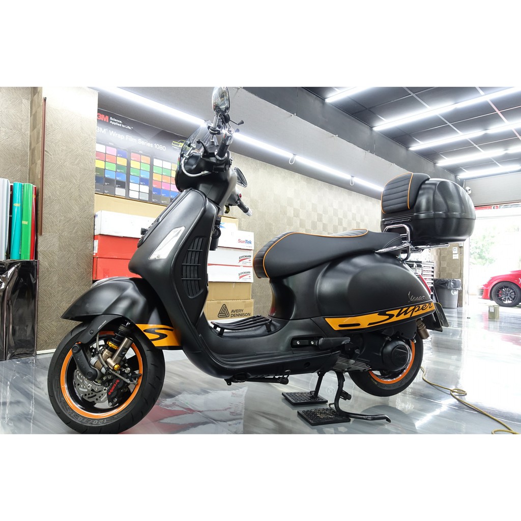 偉士牌 Vespa GTS300全車消光黑 髮絲黑貼膜 機車貼膜 機車包膜 機車拉線 GTV Primavera