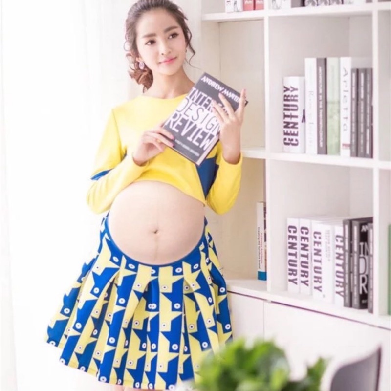 （二手）韓版新款孕婦寫真服裝（整套長袖上衣加裙子）